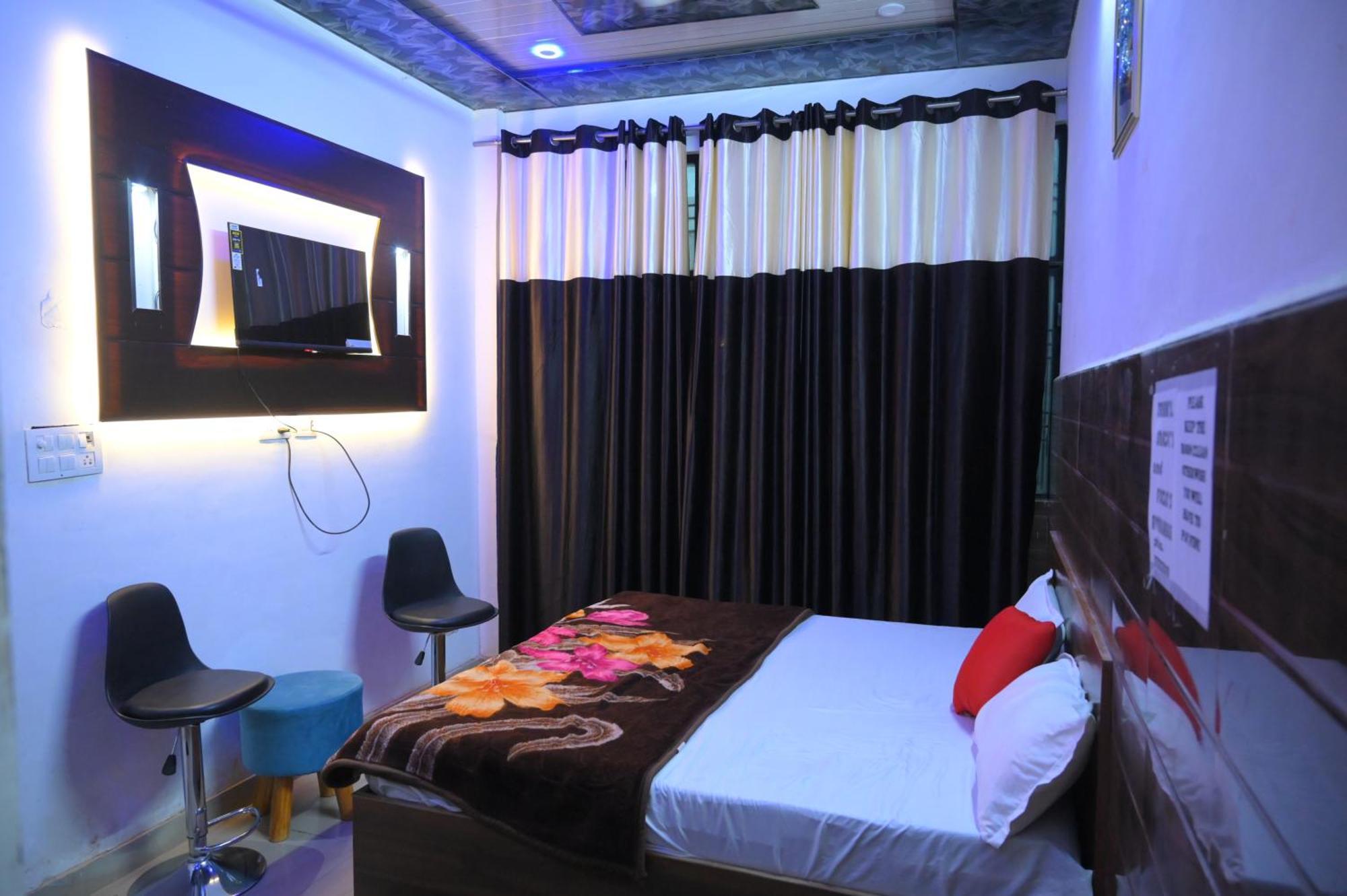Hotel Starlight 密拉特 外观 照片