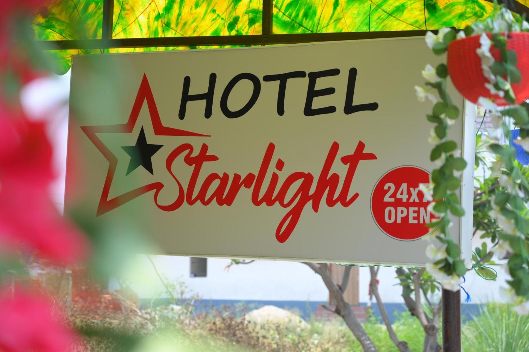 Hotel Starlight 密拉特 外观 照片